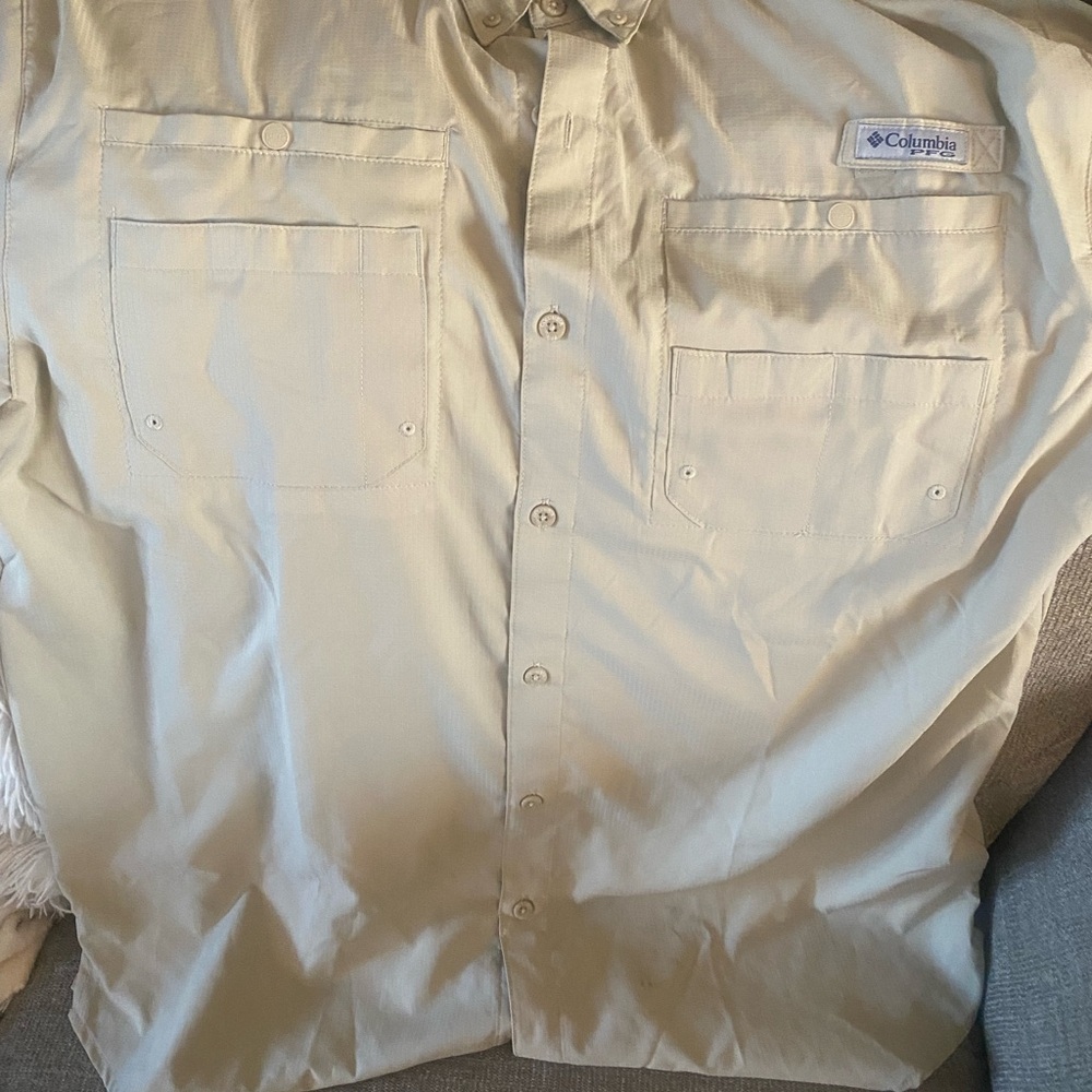 Columbia Beige Button-Up Shirt